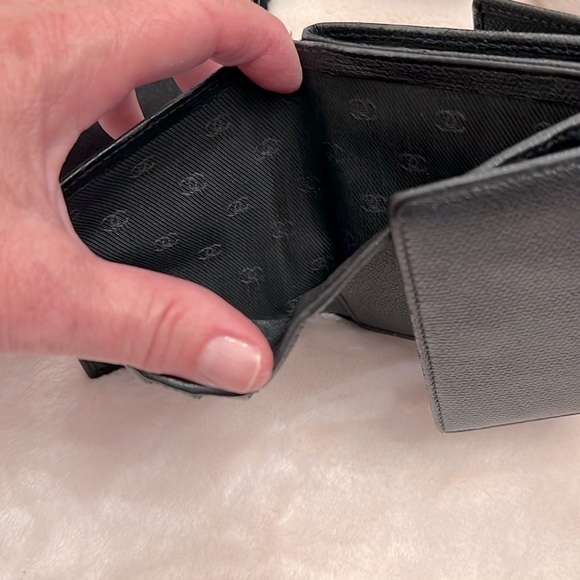 Authentic Chanel Wallet Double Sided. - Picture 5 of 8